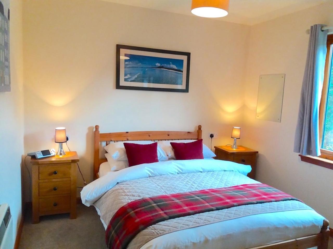 Loch Ness Highland Cottages With Partial Loch View Invermoriston Exterior foto